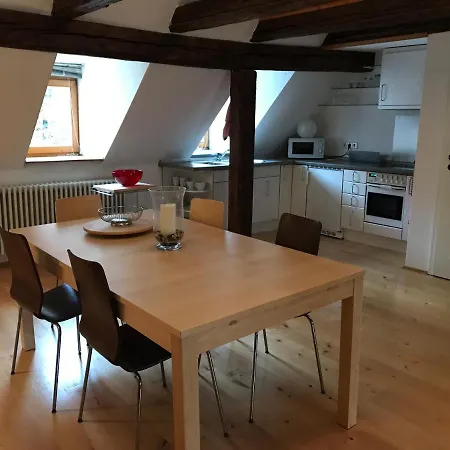Ruhiges Altstadt-idyll Im Herzen Nurnbergs *